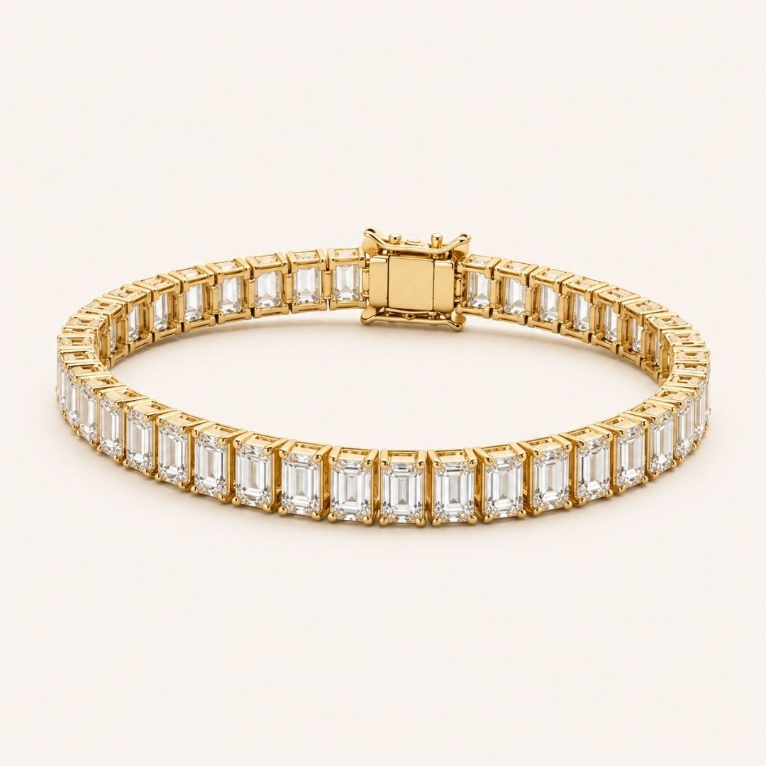The Baguette Tennis Bracelet in Yellow Gold