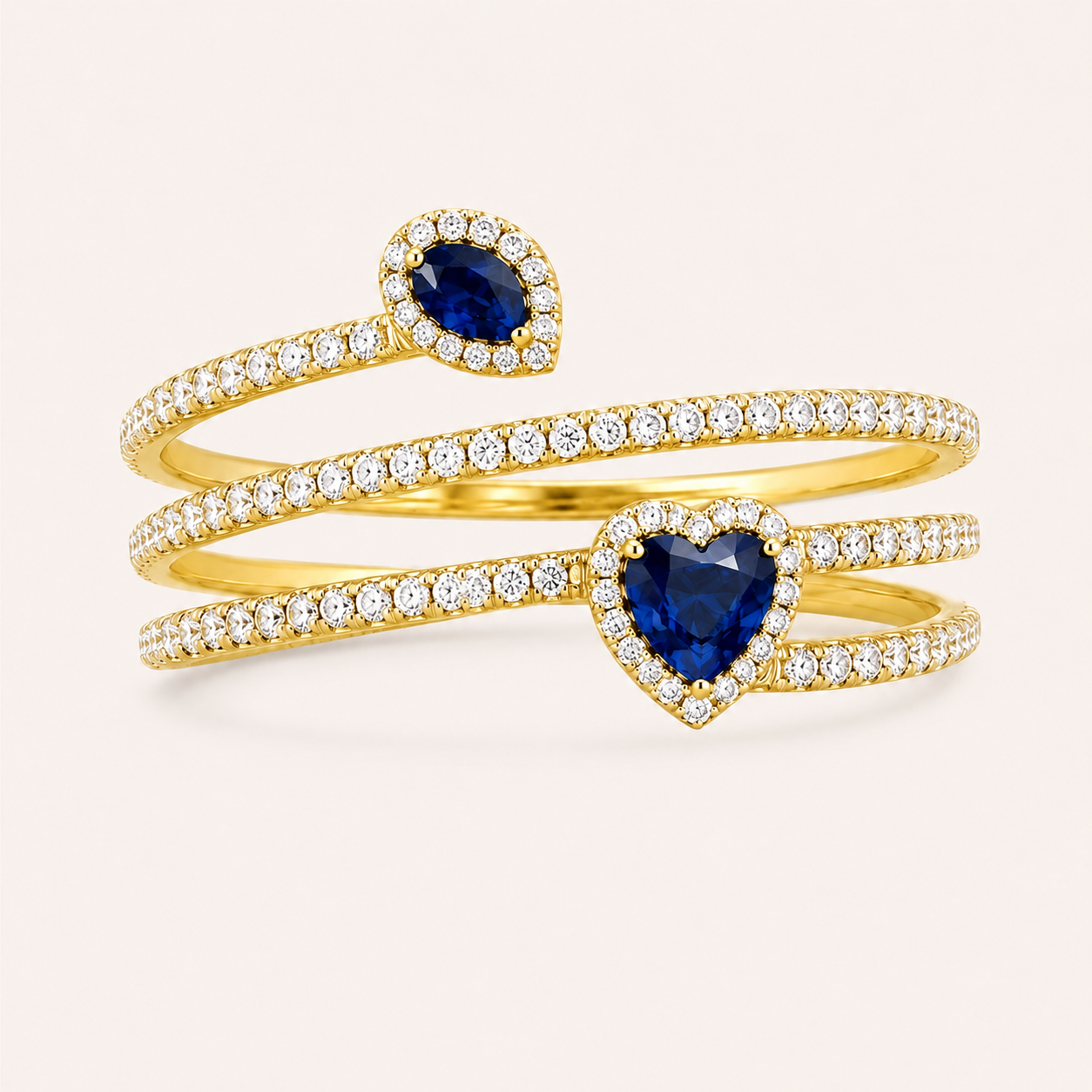 Midnight Hearts Bracelet in Yellow Gold